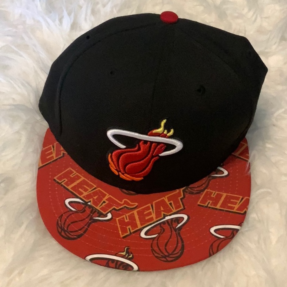New Era Heat Hardwood Classics Hat 71/4